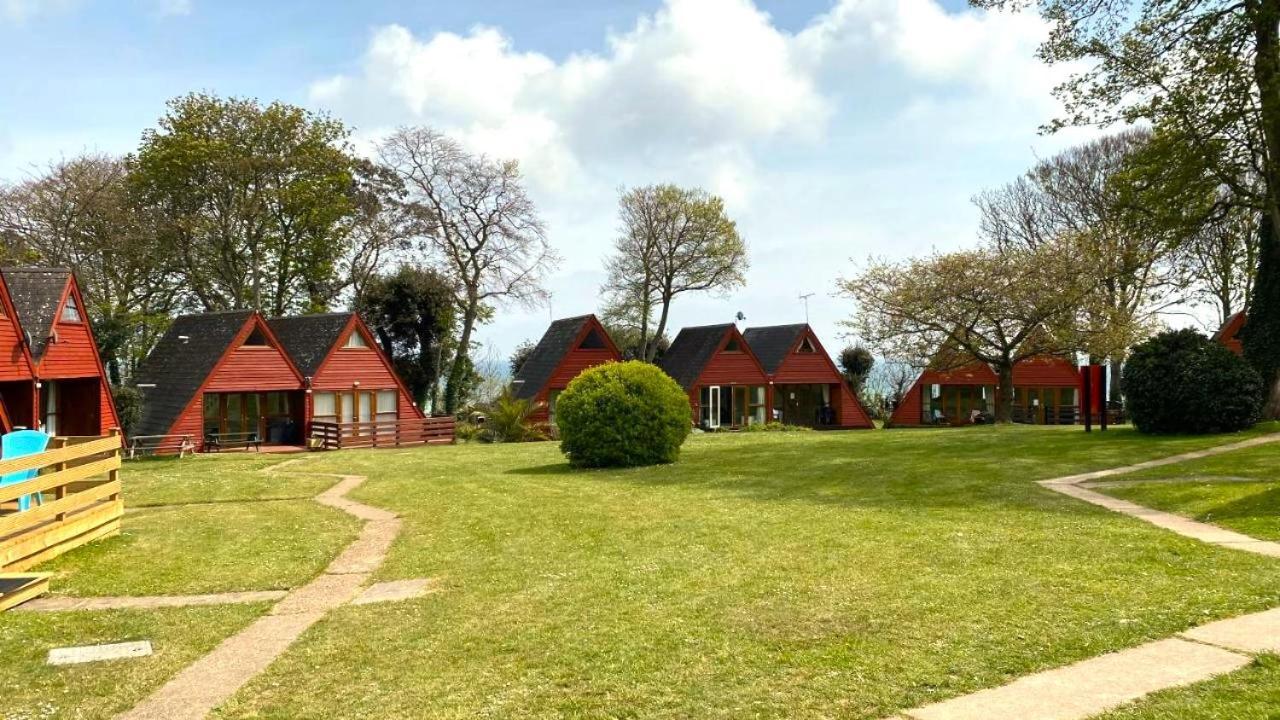 Front Line Chalet With Open Sea Views & Swimming Pool In Kingsdown No14 Villa Exterior photo